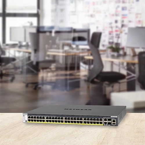 M4300-52G-PoE+ (GSM4352PA)